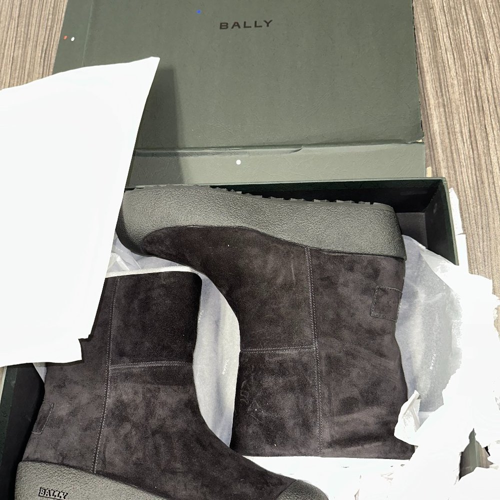 NEW w/ BOX Bally Gstaad Suede Boots Rubber Shoes 10 St. Moritz Curling RARE !!!